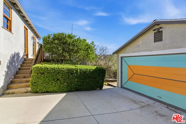 $1,150,000 | 6024 Crestwood Way, Los Angeles, CA 90042
