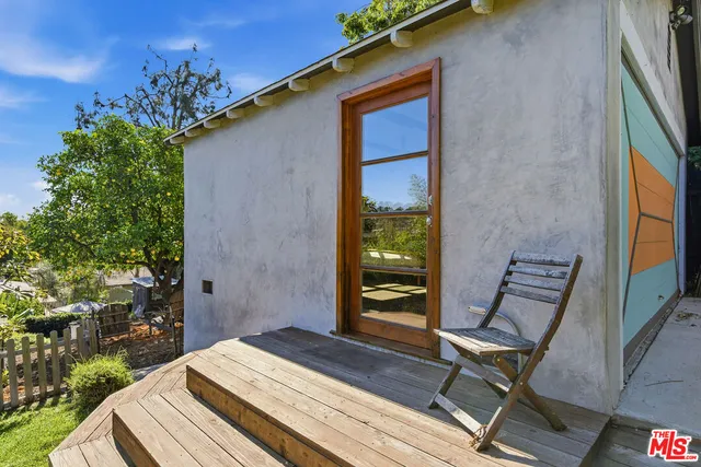 $1,150,000 | 6024 Crestwood Way, Los Angeles, CA 90042