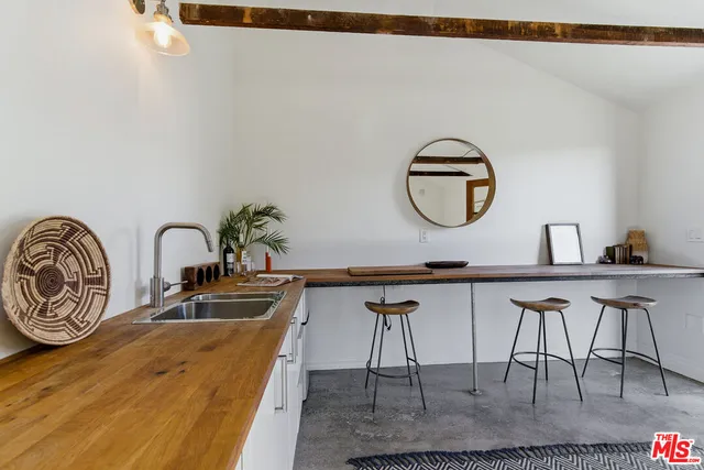 $1,150,000 | 6024 Crestwood Way, Los Angeles, CA 90042