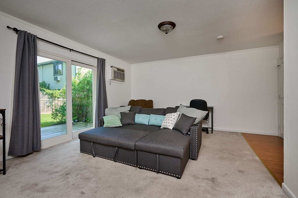 170 East Hadley Road, Unit 65 Amherst, MA 01002 - Photo 6 of 27