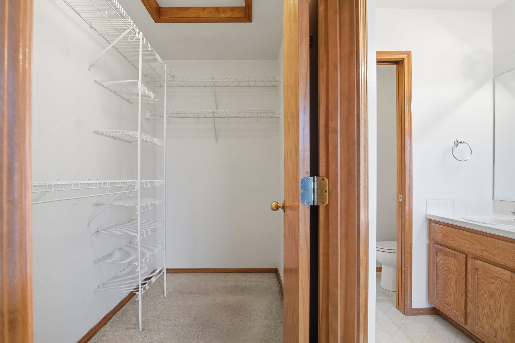 2826 West Hawthorne Road Spokane, WA 99208 - Photo 15 of 44