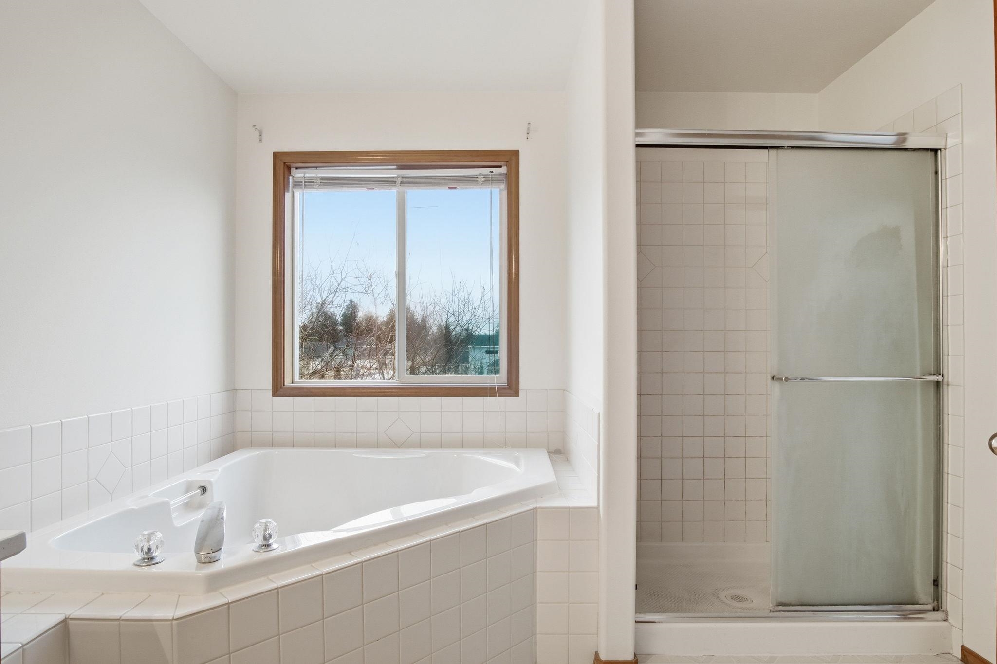 2826 West Hawthorne Road Spokane, WA 99208 - Photo 16 of 44