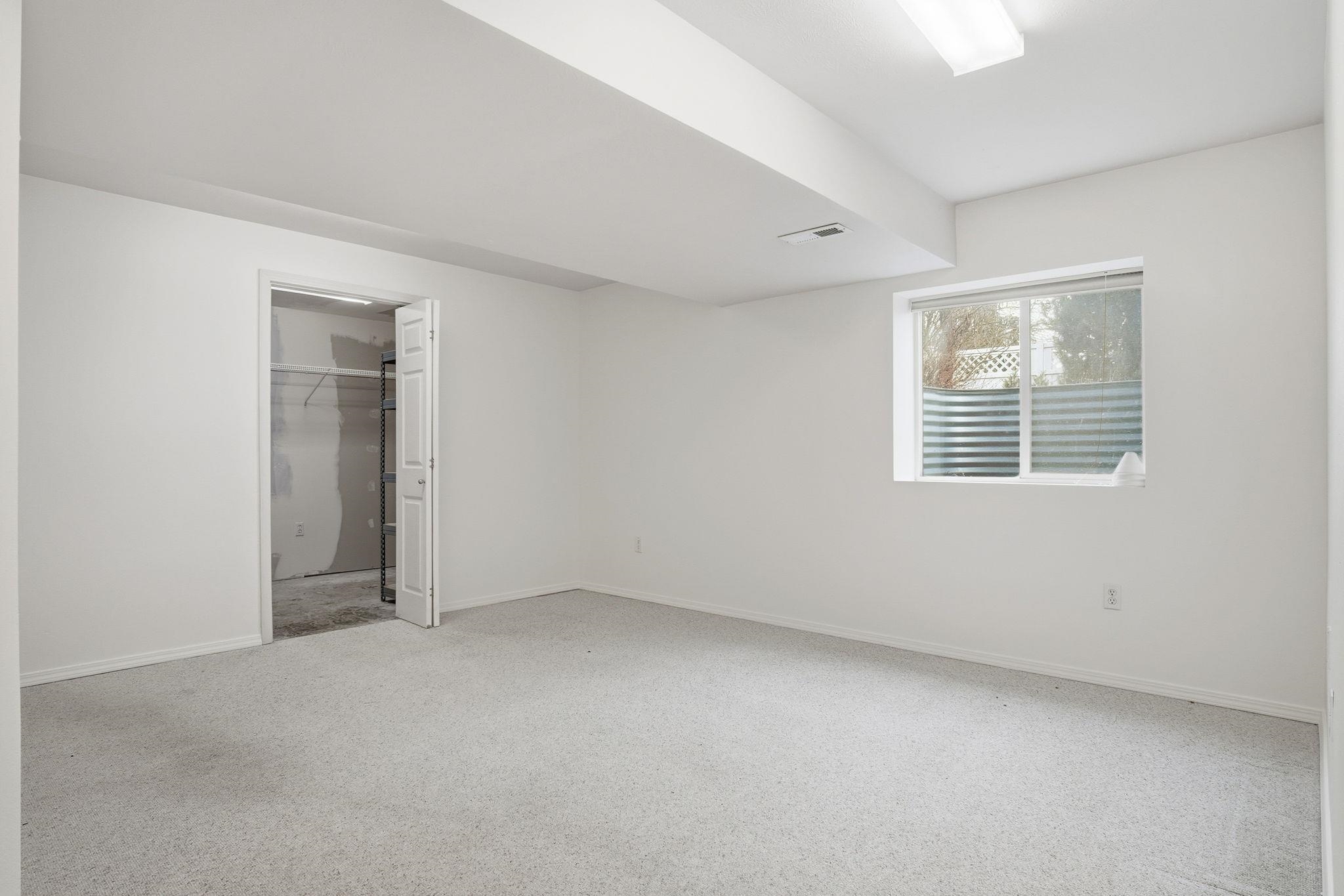 2826 West Hawthorne Road Spokane, WA 99208 - Photo 20 of 44