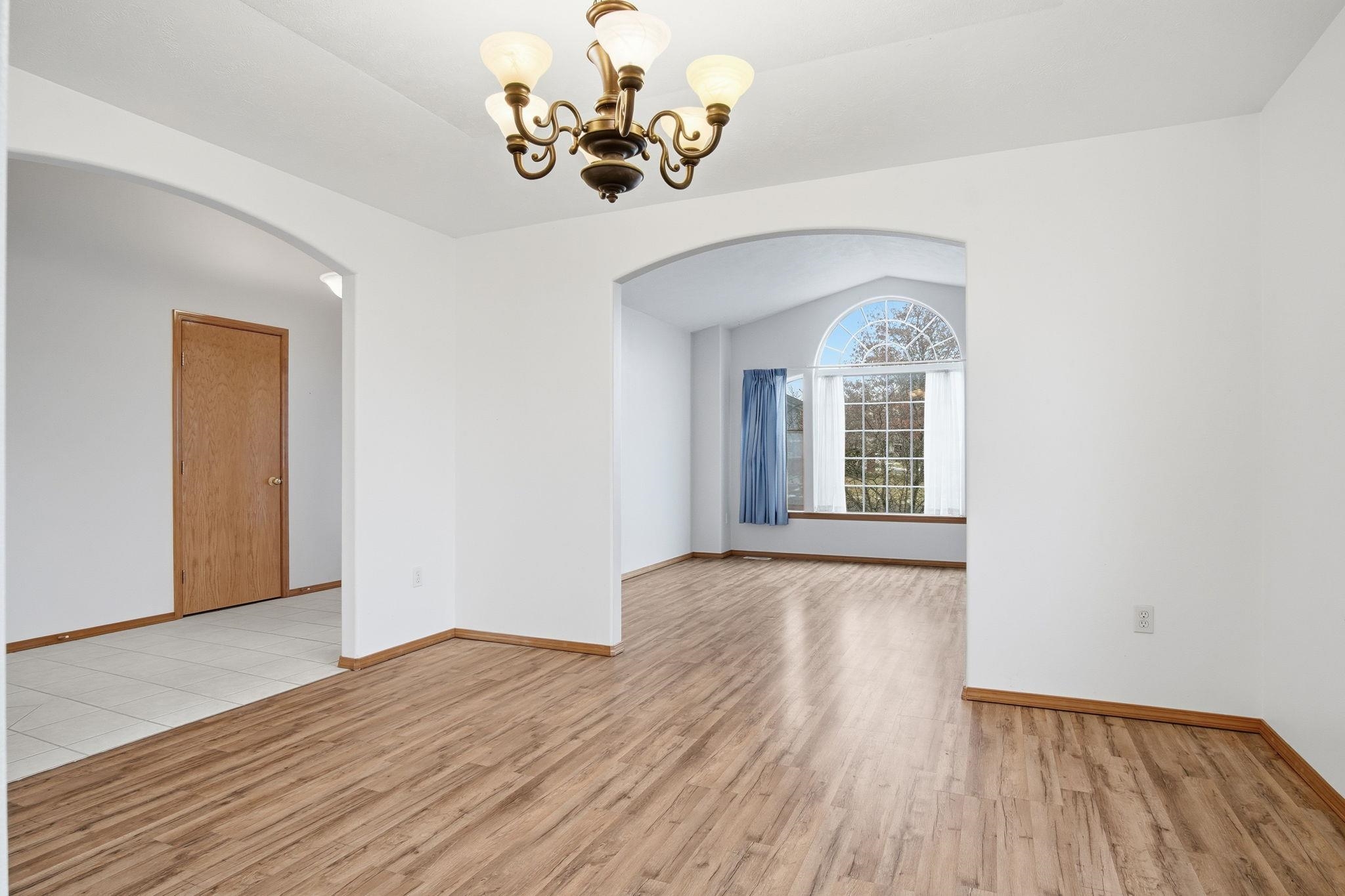 2826 West Hawthorne Road Spokane, WA 99208 - Photo 32 of 44