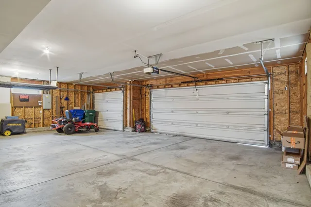 $595,000 | 2826 West Hawthorne Road, Spokane, WA 99208