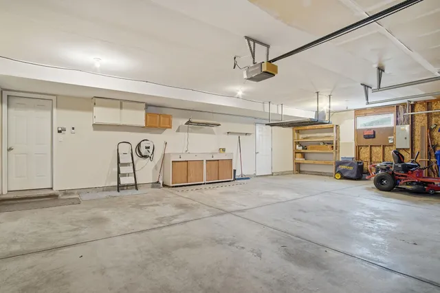 $595,000 | 2826 West Hawthorne Road, Spokane, WA 99208