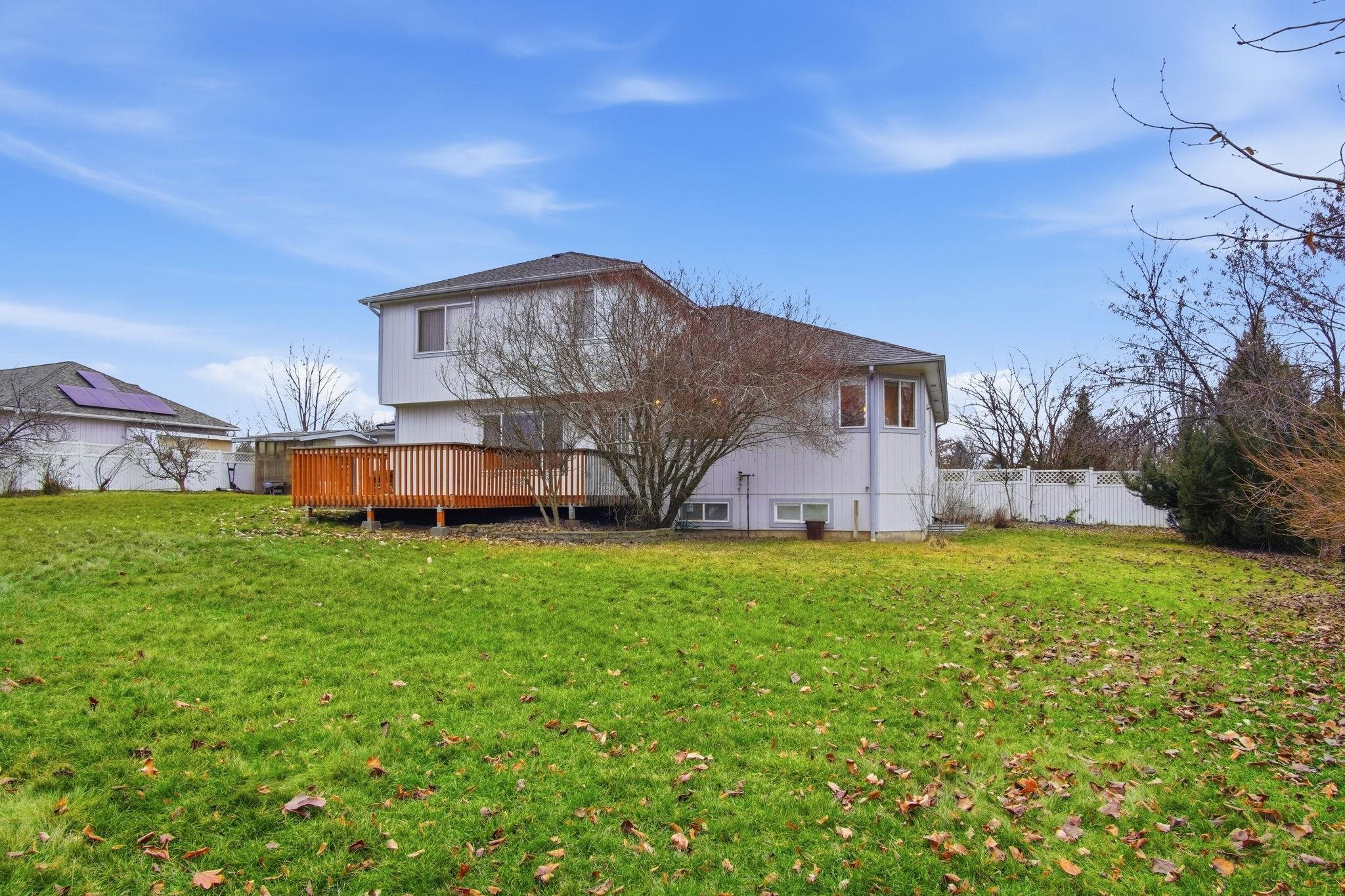 2826 West Hawthorne Road Spokane, WA 99208 - Photo 41 of 44