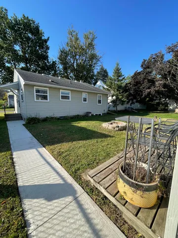 $159,000 | 1202 2nd Avenue Southwest, Austin, MN 55912