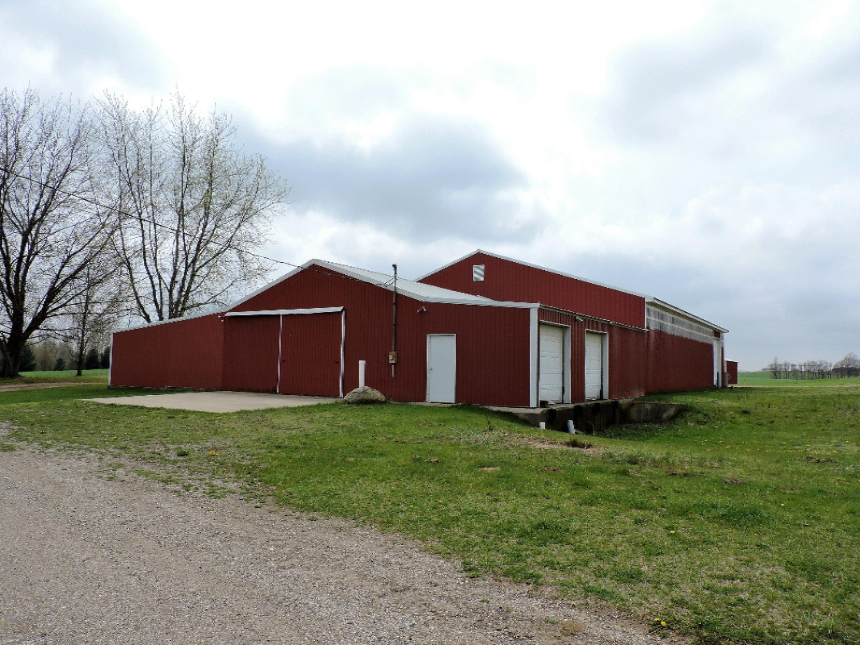 2126 South Park Road Benton Harbor, MI 49022 - Photo 1 of 11 DSCN0404