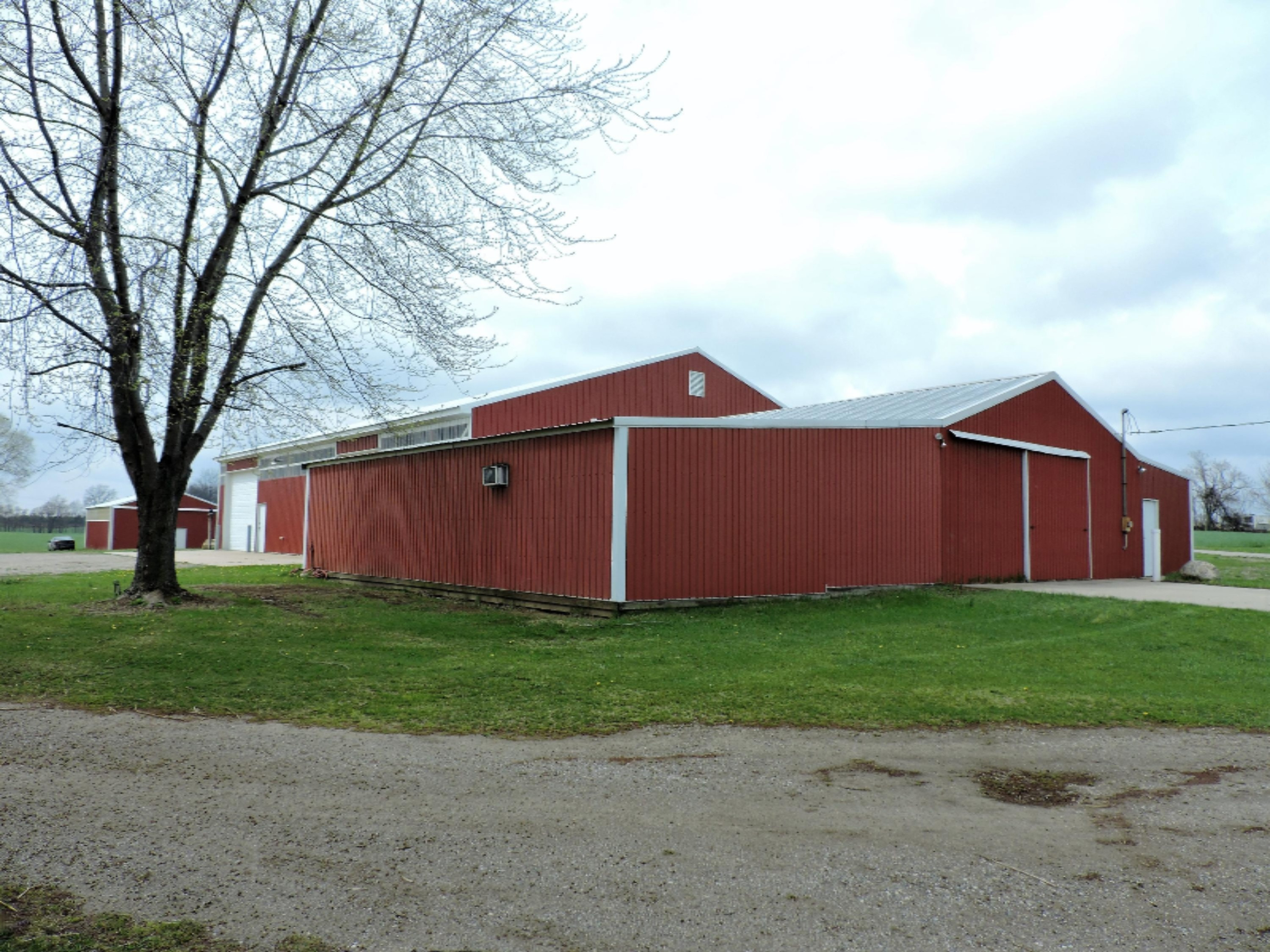 2126 South Park Road Benton Harbor, MI 49022 - Photo 2 of 11 DSCN0405
