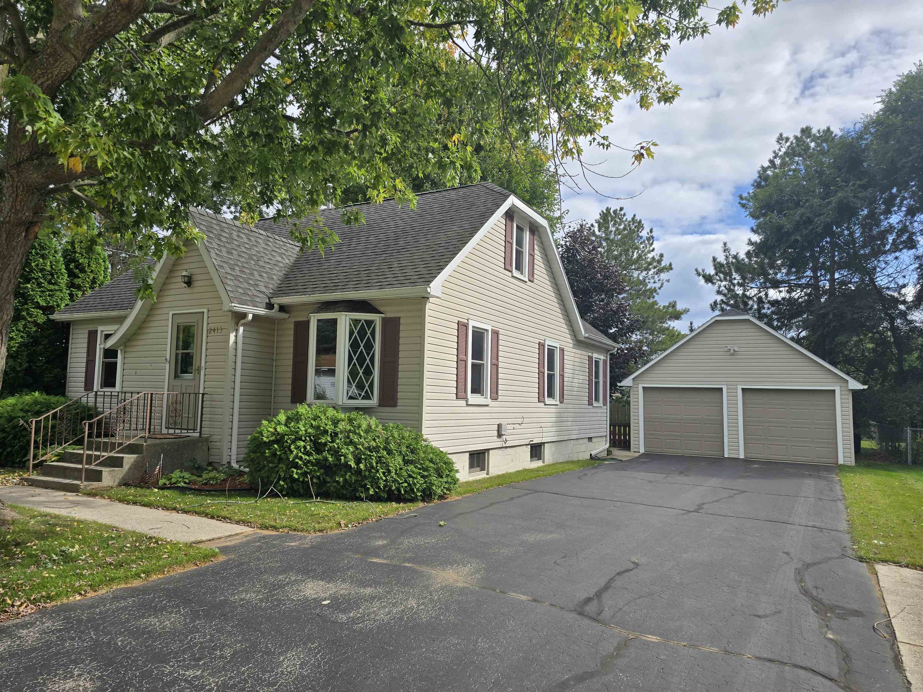2413 45th Street Two Rivers, WI 54241 - Photo 1 of 1 Gallery Image 1
