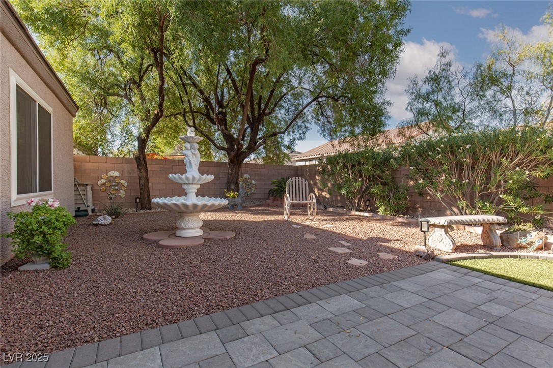 2726 Peekskill Avenue Henderson, NV 89052 - Photo 25 of 40