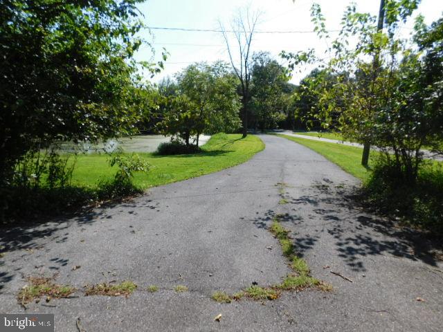 1930 Rake Road Mohrsville, PA 19541 - Photo 7 of 19 Driveway