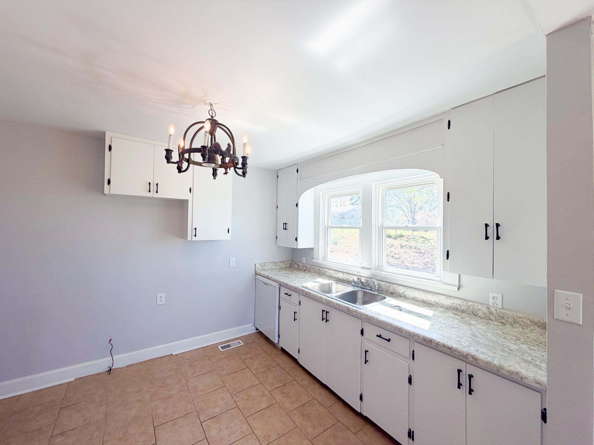 1702 Buffalo Road Lawrenceburg, TN 38464 - Photo 7 of 39