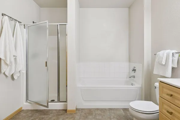 $215,000 | 1800 Graham Avenue West, Unit 325, St. Paul, MN 55116