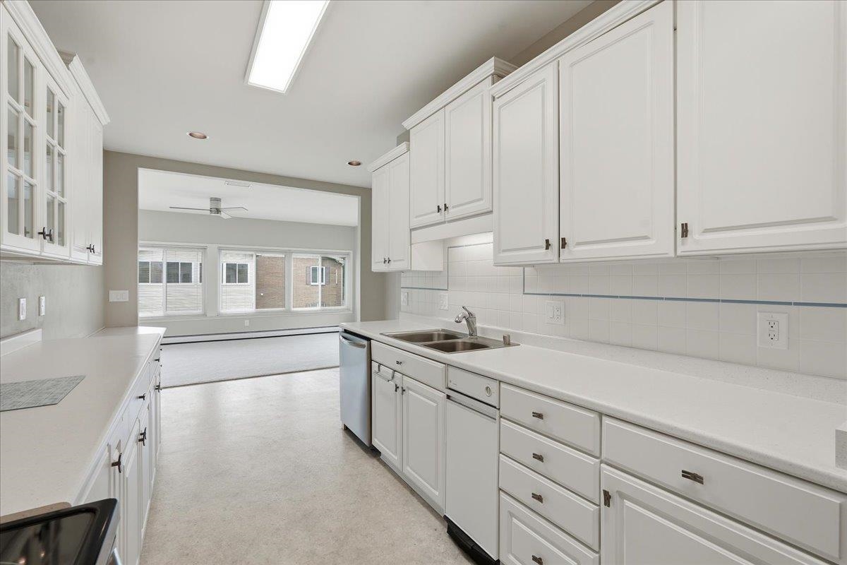 99 Golf, Unit H Madison, WI 53704 - Photo 14 of 43