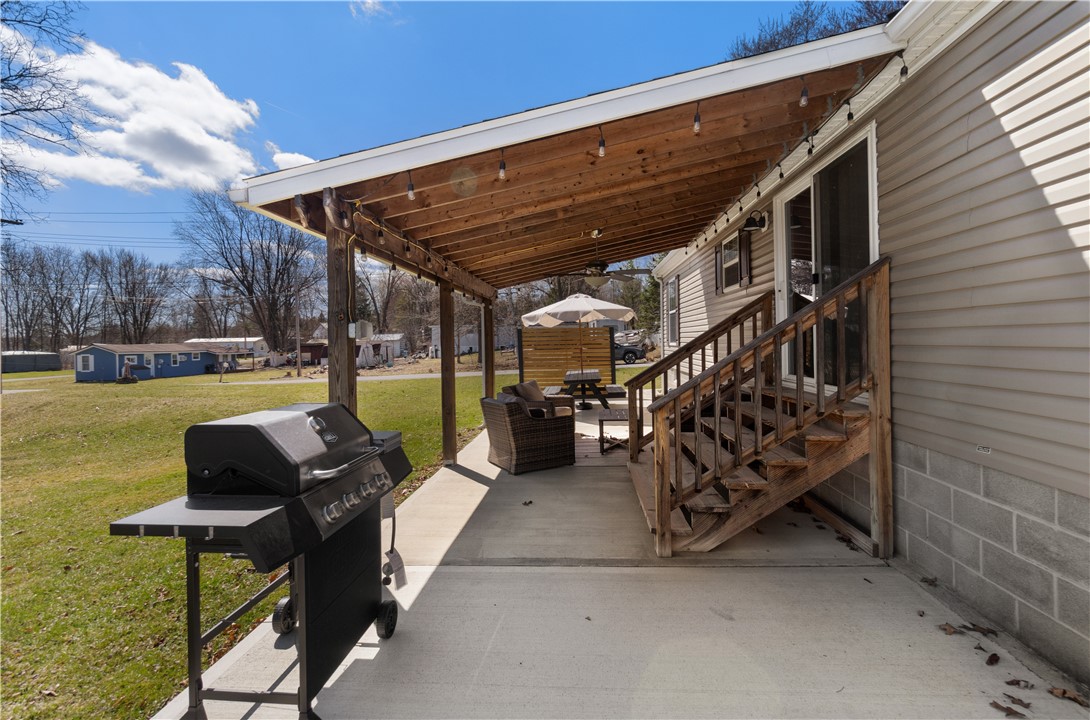 9588 Way Mandalay Road Wayne, NY 14840 - Photo 23 of 26