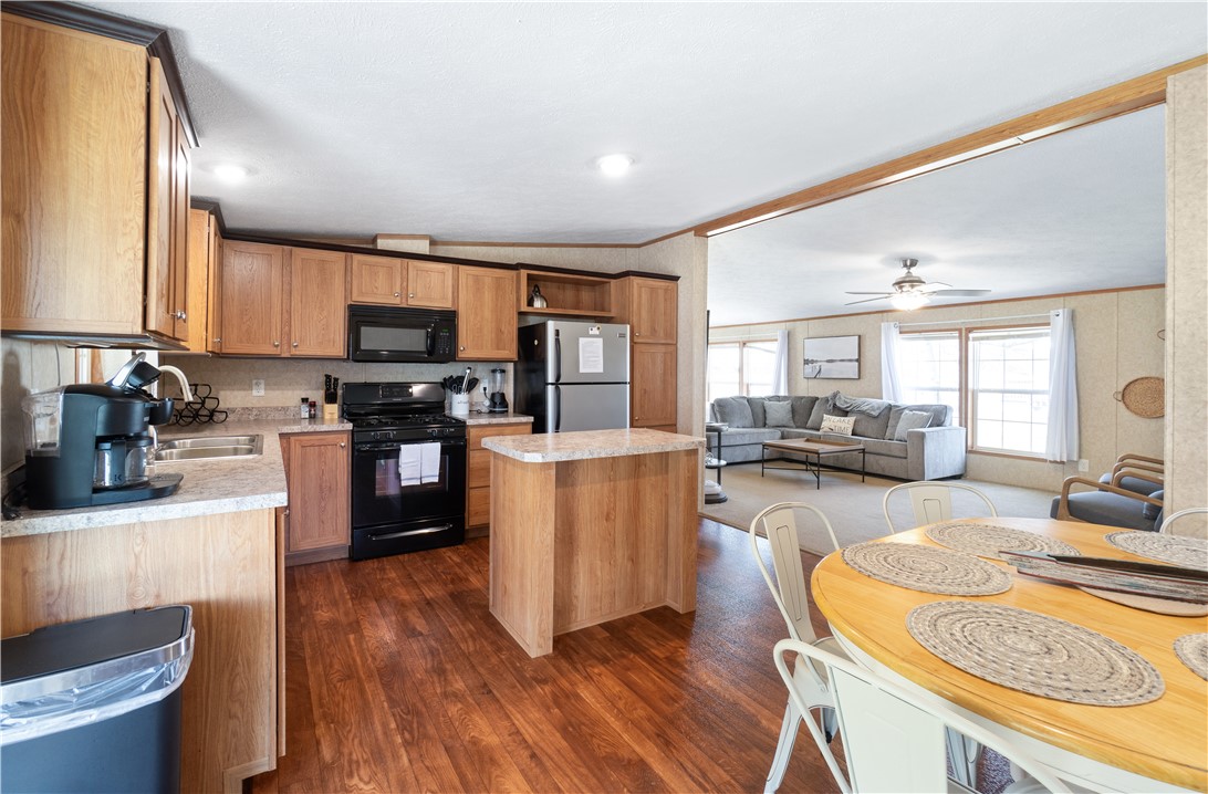 9588 Way Mandalay Road Wayne, NY 14840 - Photo 8 of 26