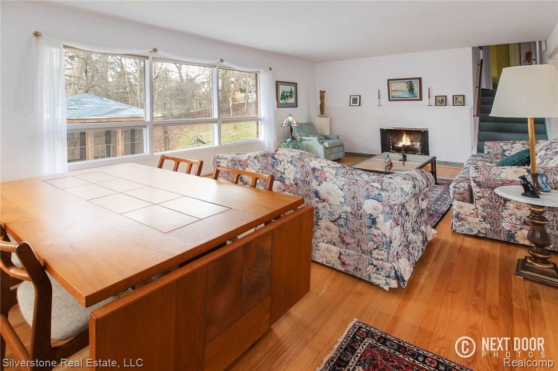 529 Willow Tree Lane Rochester, MI 48306 - Photo 8 of 30 IMG_3357Blended.jpg