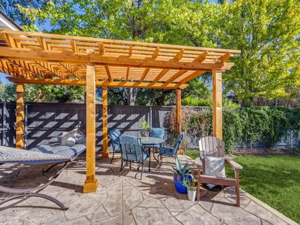 a view of outdoor space yard and patio
