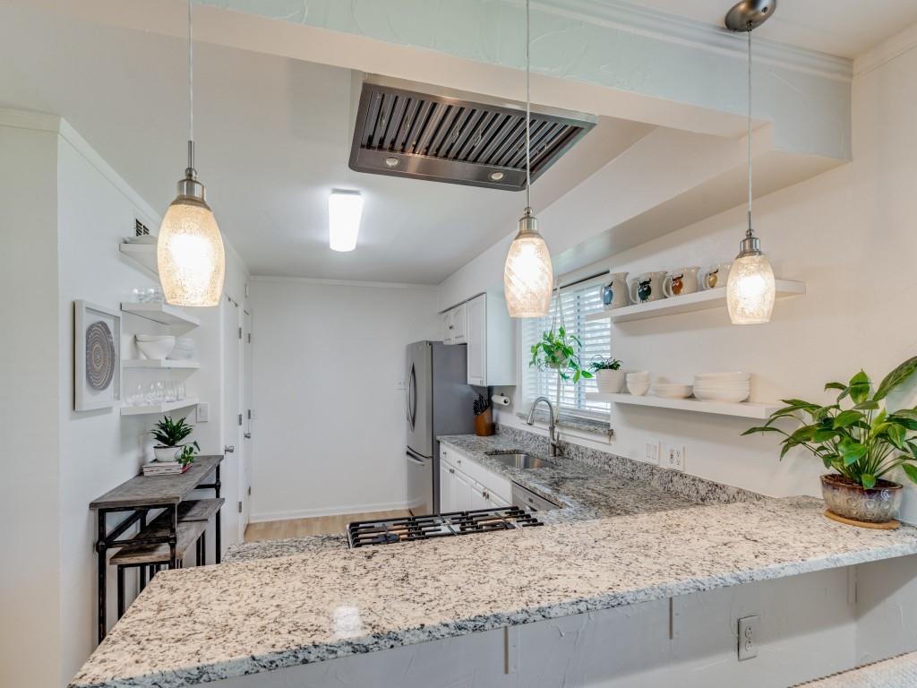 5022 West Mockingbird Lane Dallas, TX 75209 - Photo 9 of 25