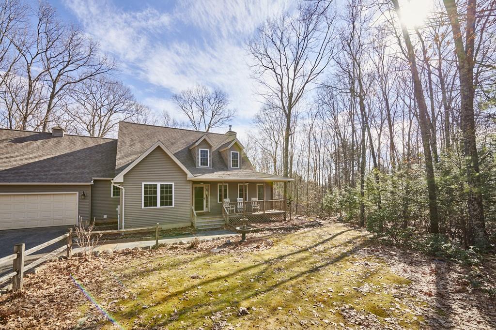 118 Old Stage Road Hatfield, MA 01088 - Photo 2 of 42 Gallery Image 2