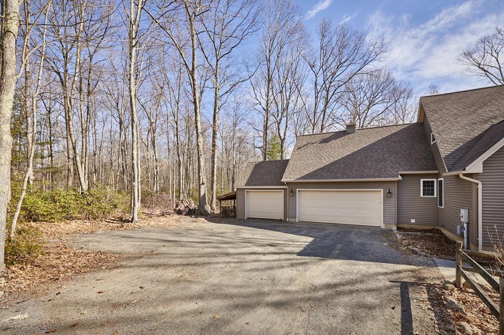 118 Old Stage Road Hatfield, MA 01088 - Photo 3 of 42 Gallery Image 3