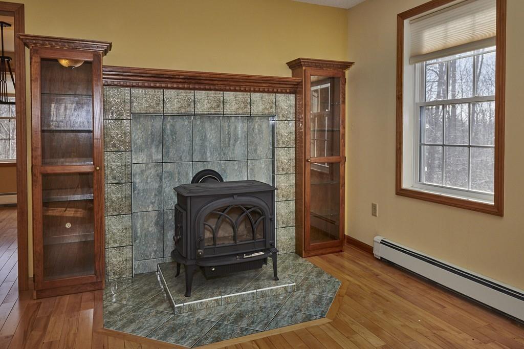 118 Old Stage Road Hatfield, MA 01088 - Photo 8 of 42 Gallery Image 8