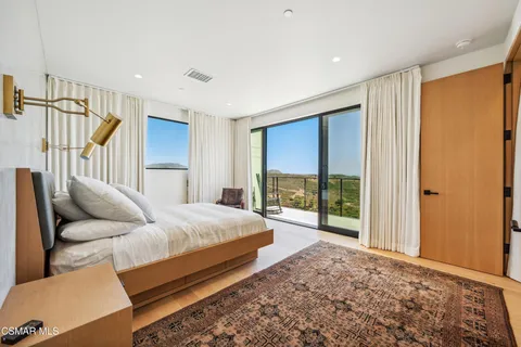 $3,200,000 | 33433 Decker School Road, Malibu, CA 90265