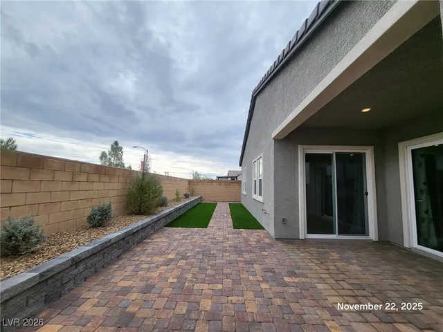 $3,245 | 8988 Indigo Rose Street, Las Vegas, NV 89166