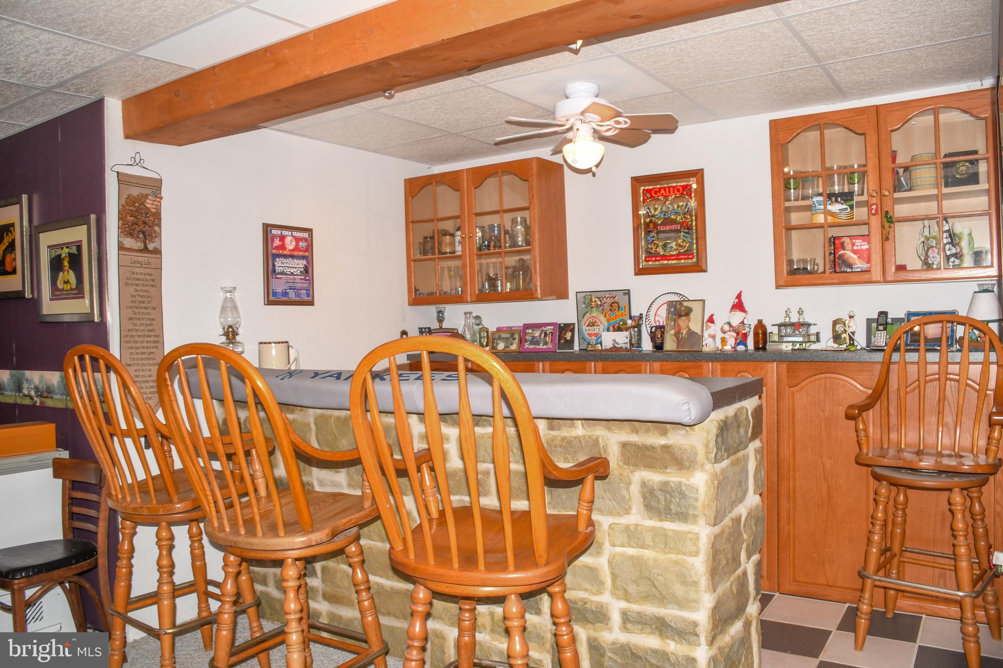 1070 Hilltop Road Leesport, PA 19533 - Photo 18 of 33 Lower level bar