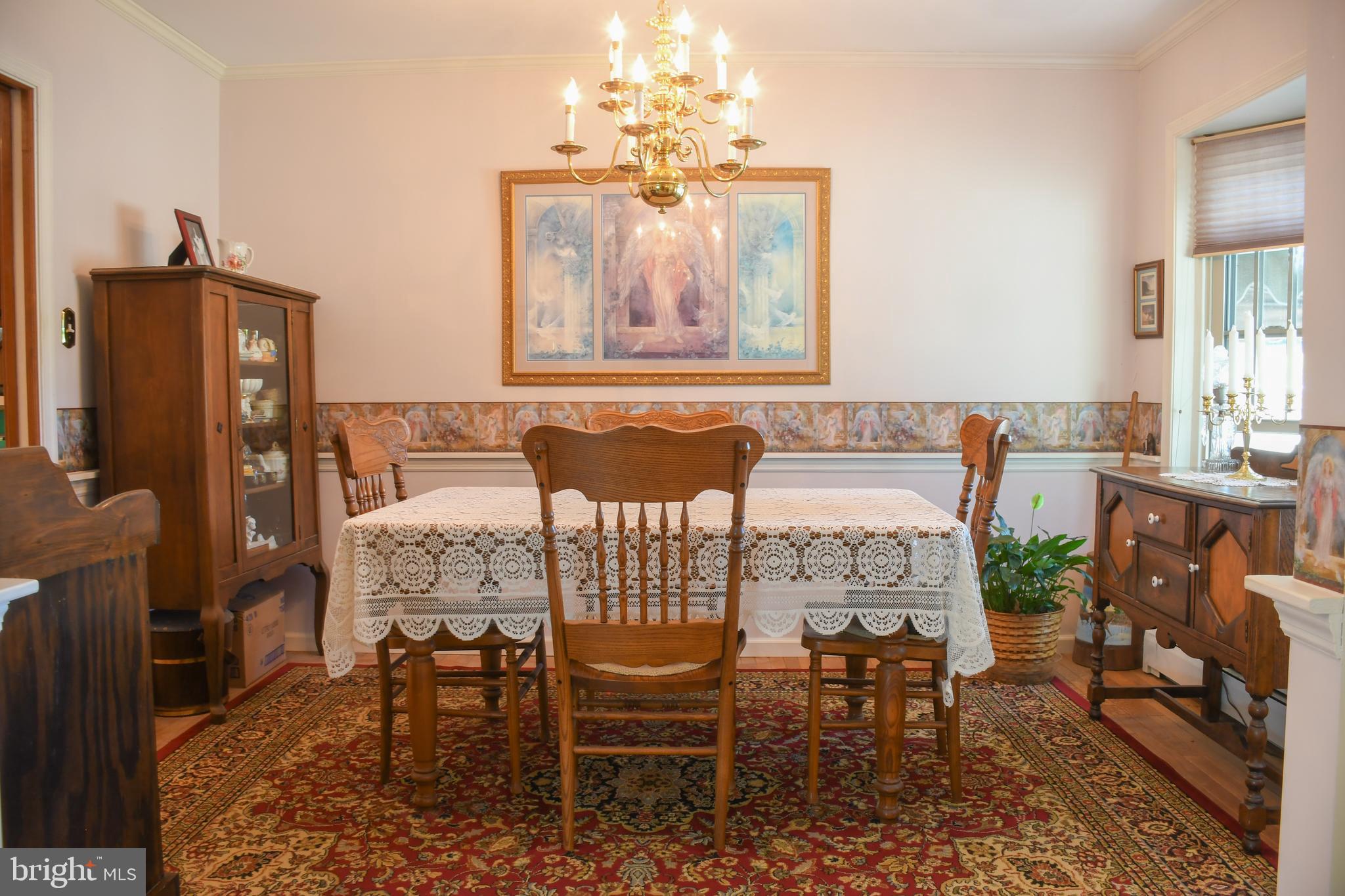 1070 Hilltop Road Leesport, PA 19533 - Photo 7 of 33 Dining room