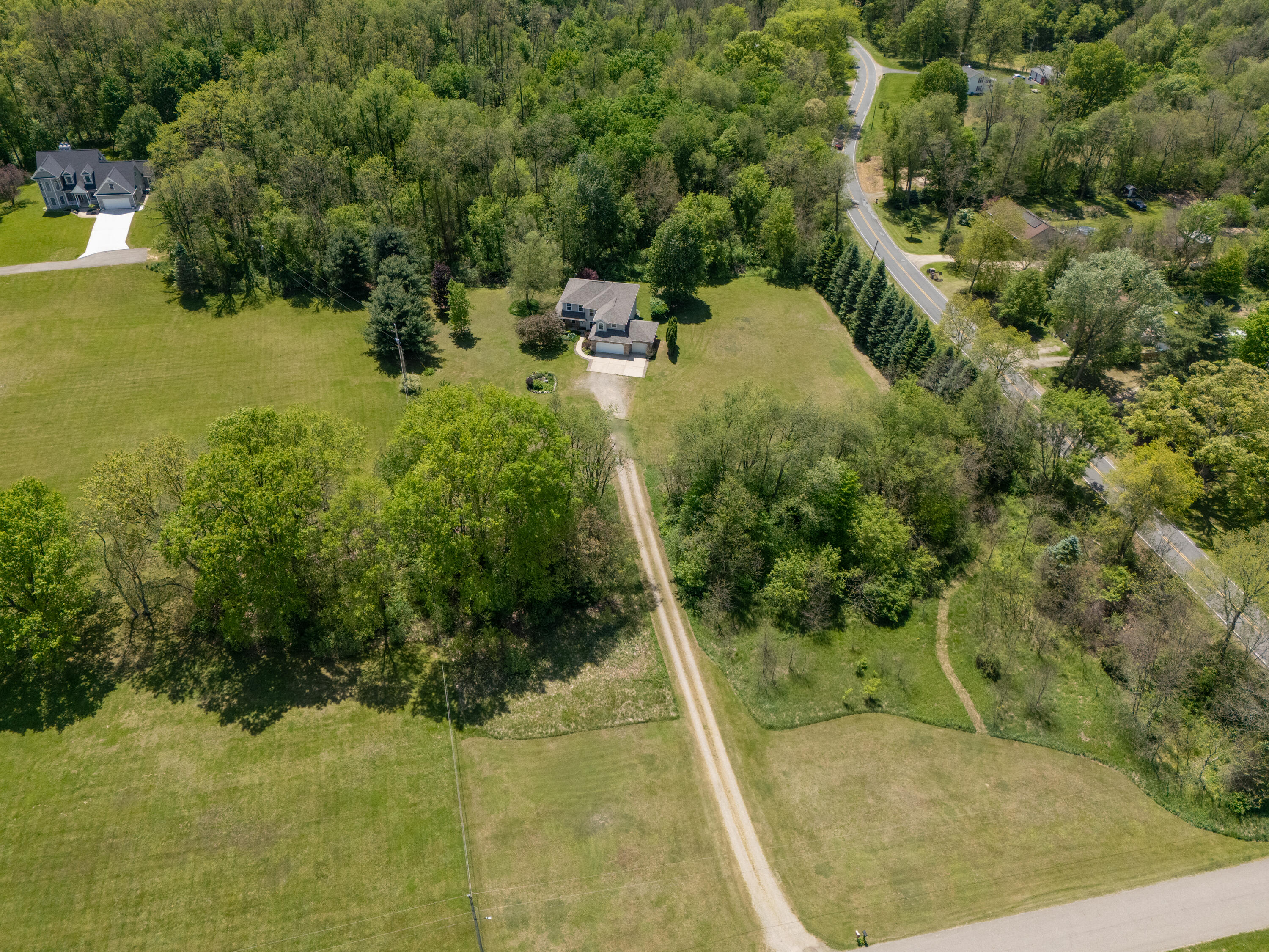 1042 Hunter Ridge Battle Creek, MI 49017 - Photo 38 of 47 1042 Hunters Ridge-504