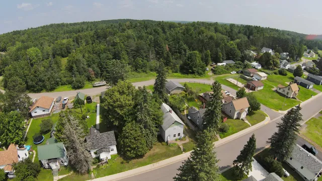 $130,000 | 13 Jasper Street, Soudan, MN 55782