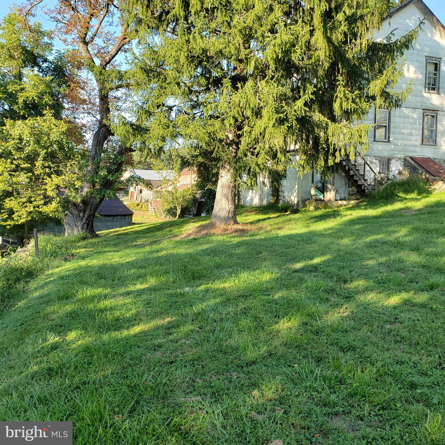 3215 Chestnut Grove Road Keedysville, MD 21756 - Photo 11 of 53 Gallery Image 11