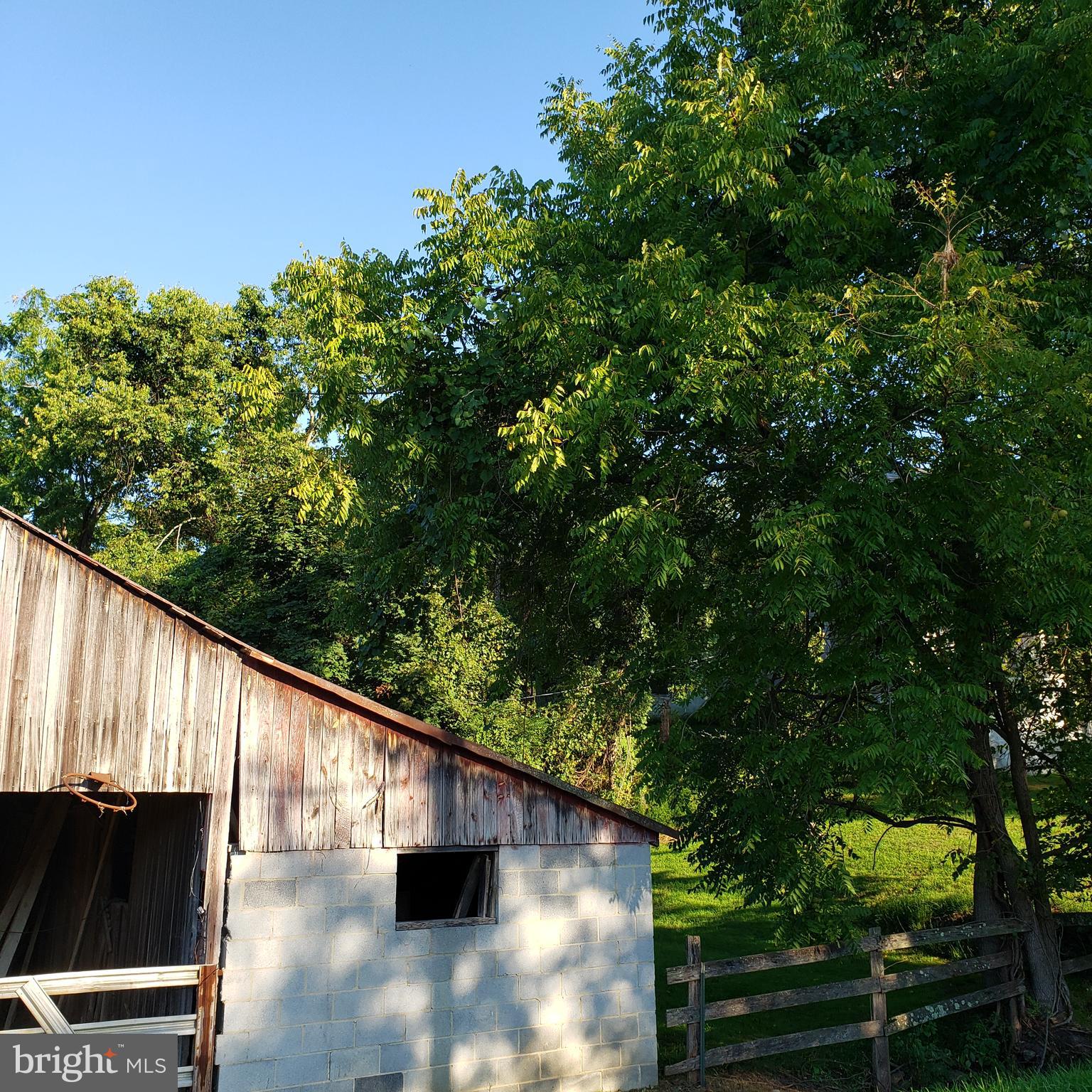 3215 Chestnut Grove Road Keedysville, MD 21756 - Photo 13 of 53 Gallery Image 13