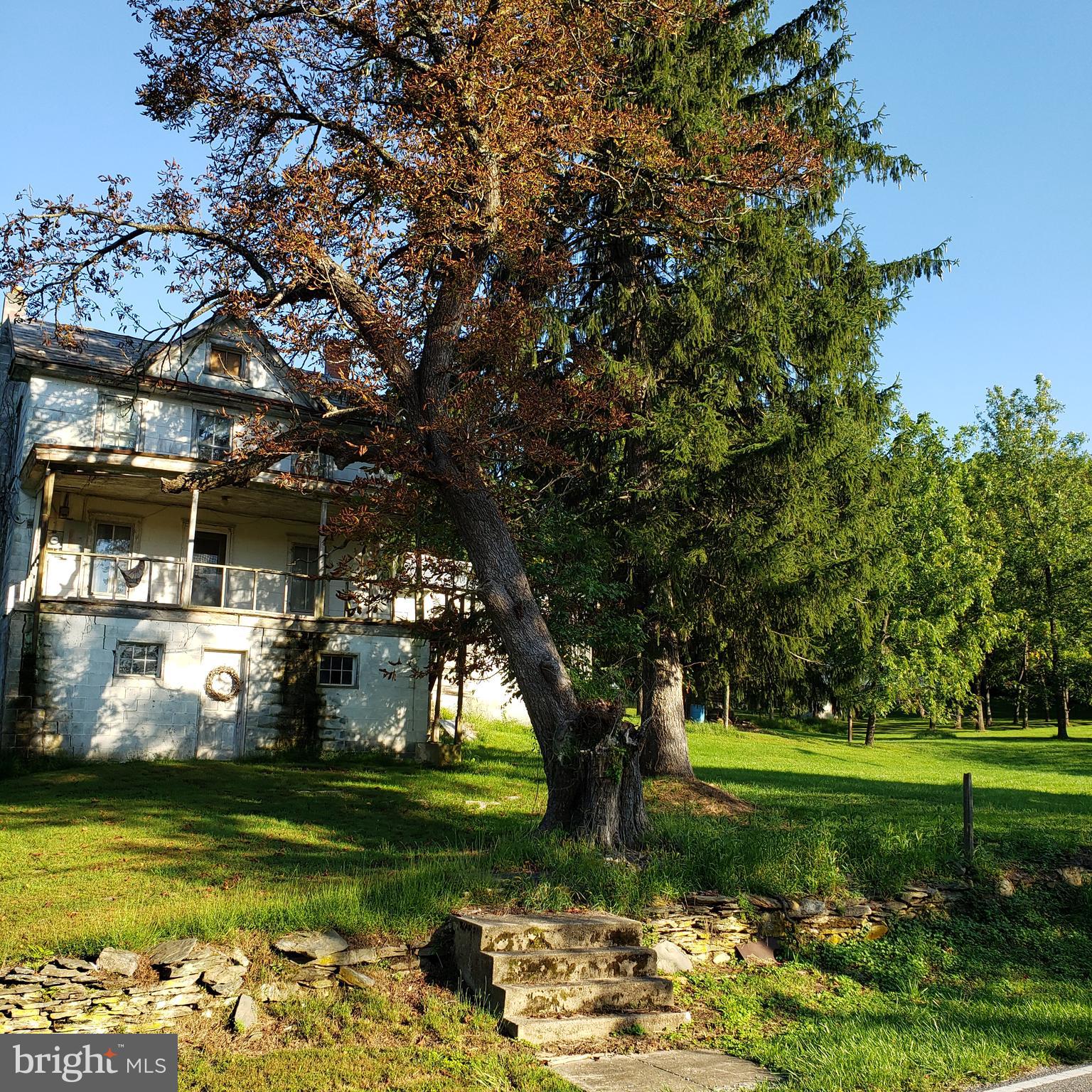 3215 Chestnut Grove Road Keedysville, MD 21756 - Photo 3 of 53 Gallery Image 3