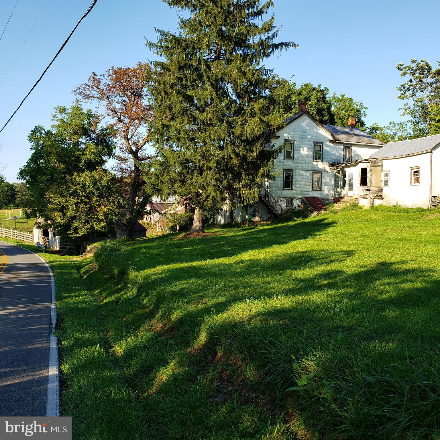 3215 Chestnut Grove Road Keedysville, MD 21756 - Photo 10 of 53 Gallery Image 10