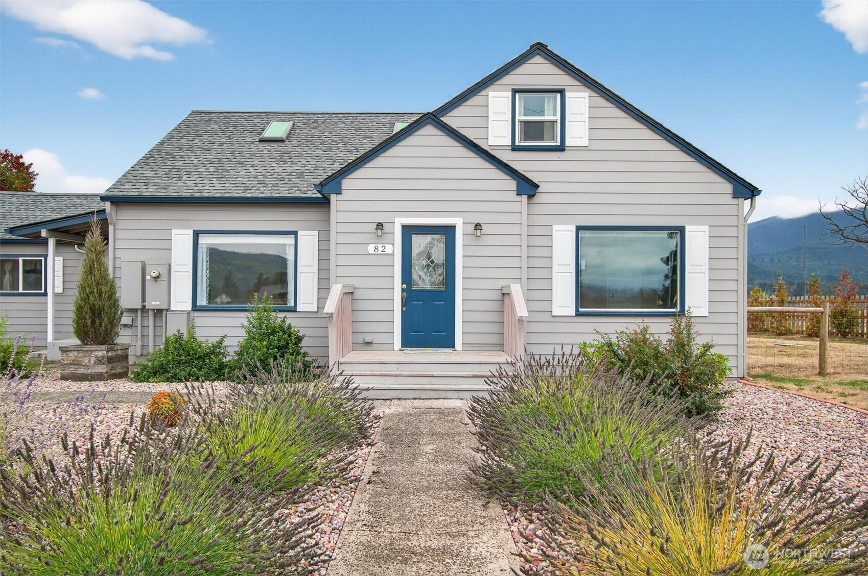 82 East Sunny Sands Road Cathlamet, WA 98612 - Photo 36 of 40