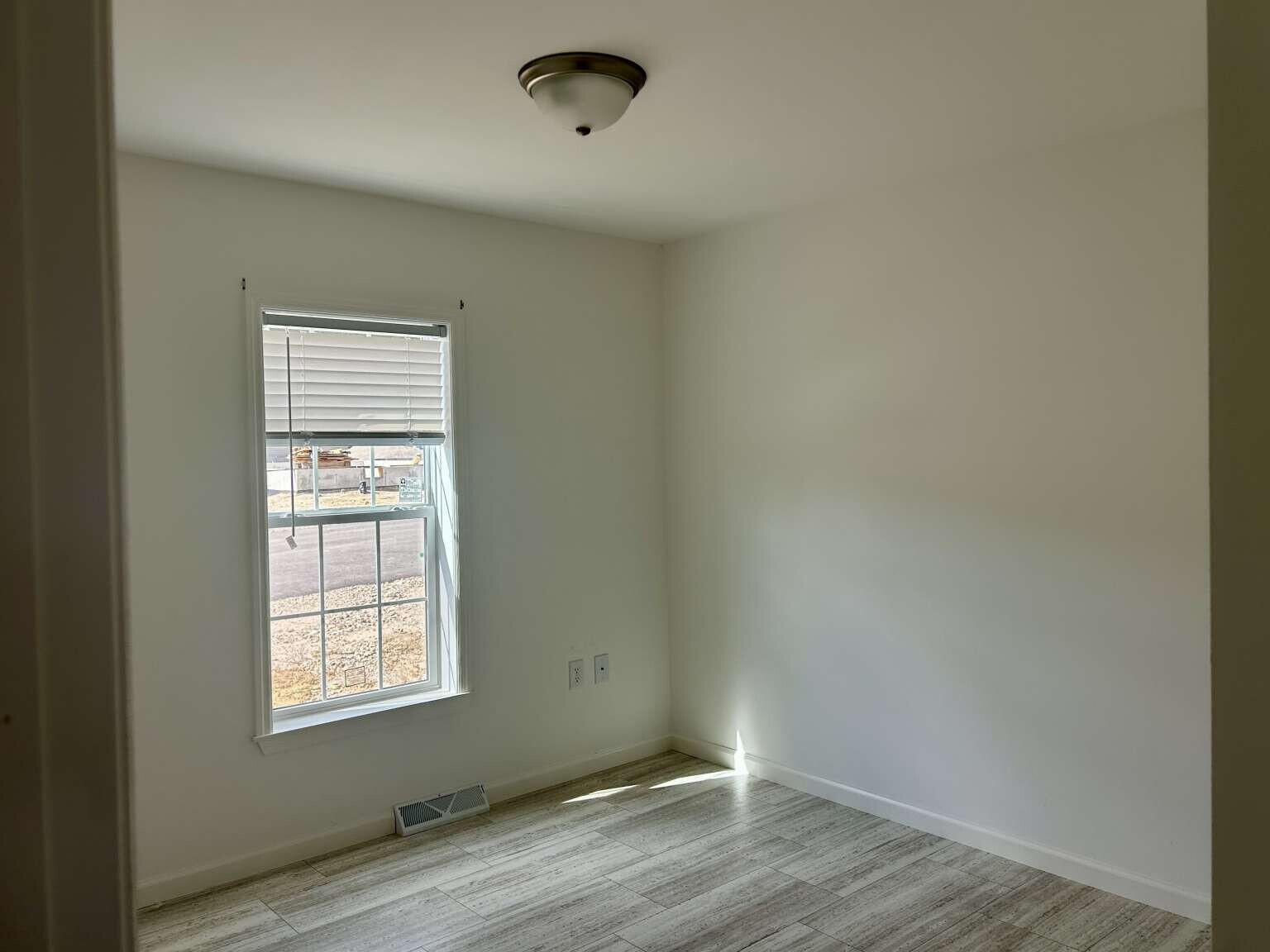 32 Camden Road Berwick, ME 03901 - Photo 8 of 18 Phillips.8