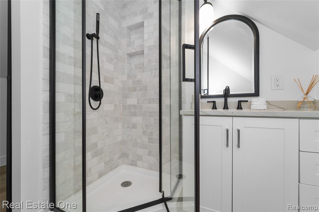 3000 Longview Avenue Rochester Hills, MI 48307 - Photo 17 of 24