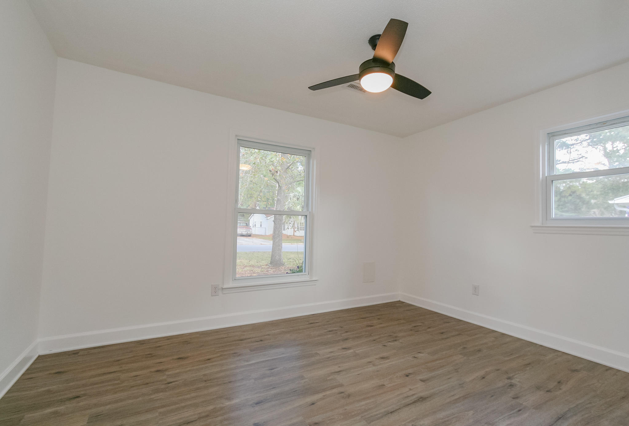 3263 Poindexter Road North Charleston, SC 29420 - Photo 8 of 19 IMG_0184
