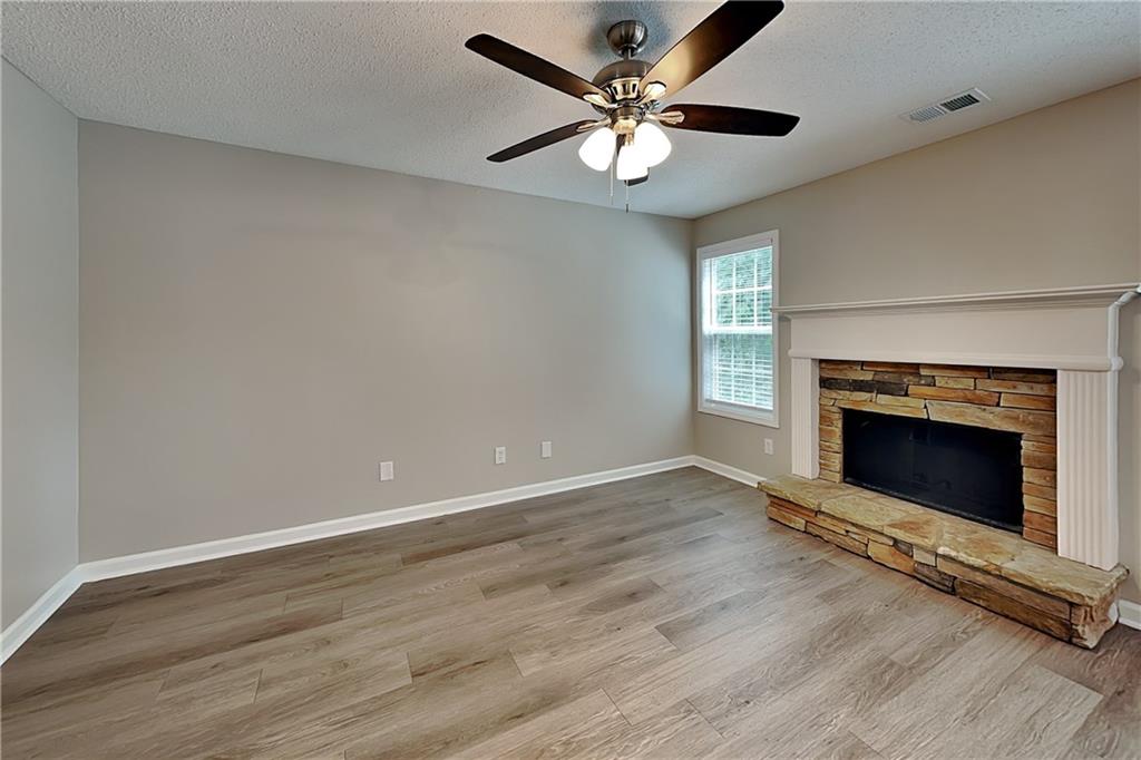 28 Greystone Ridge Hiram, GA 30141 - Photo 2 of 22