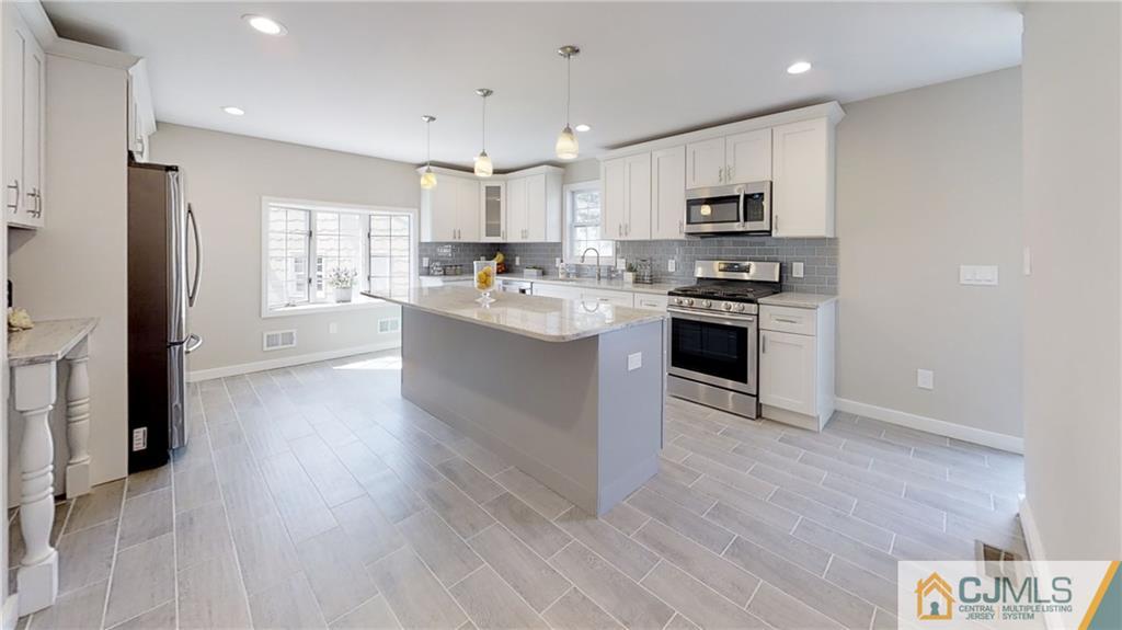 10 Ash Road Edison, NJ 08817 - Photo 5 of 21 Gallery Image 5