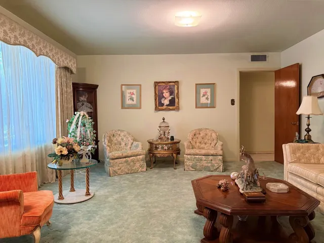 $225,000 | 504 Oak Street, Ozona, TX 76943