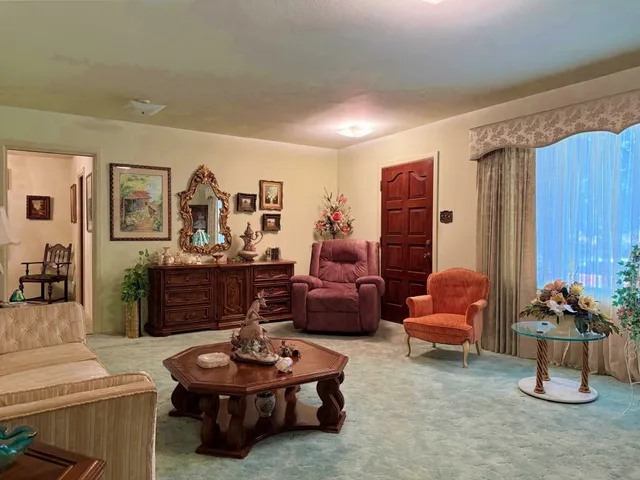 $225,000 | 504 Oak Street, Ozona, TX 76943