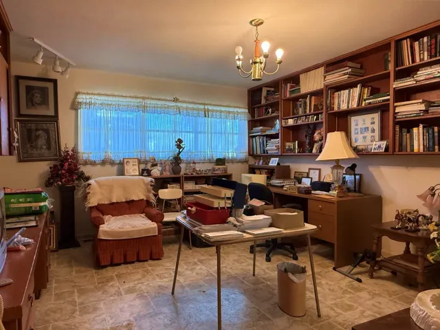 $225,000 | 504 Oak Street, Ozona, TX 76943