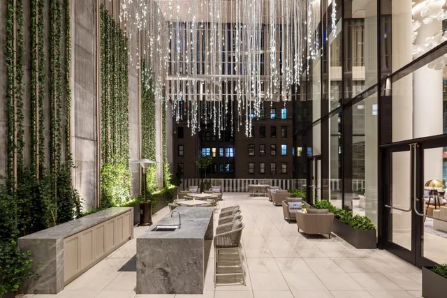 $7,195,000 | 138 East 50th Street, Unit 68 | Midtown East