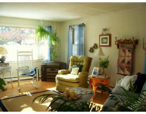 122 Feeding Hills Road Southwick, MA 01077 - Photo 10 of 18 Gallery Image 10