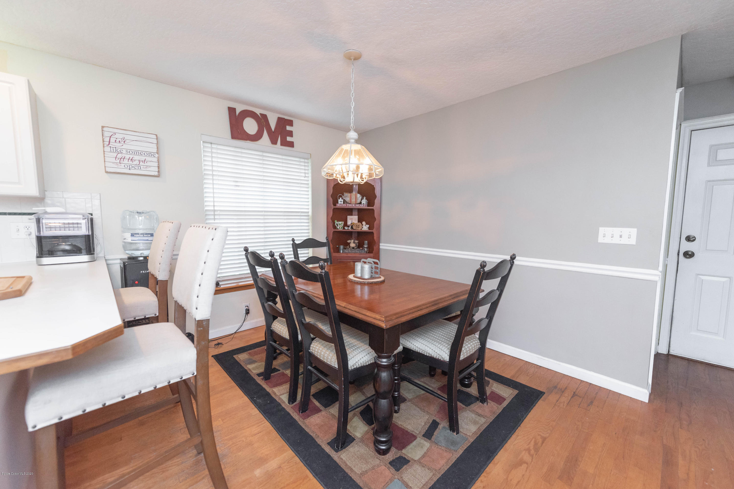 4825 Rayburn Road Cocoa, FL 32926 - Photo 5 of 22 5. Eat-In Kitchen
